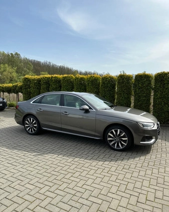 Audi A4 cena 98900 przebieg: 25000, rok produkcji 2021 z Poznań małe 137